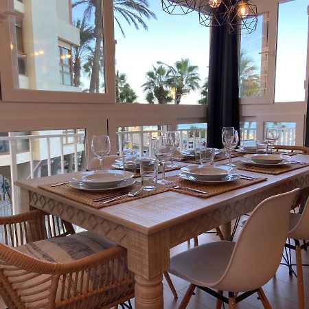 Malagueta Beach Front Mediterranean Apartment Málaga Extérieur photo