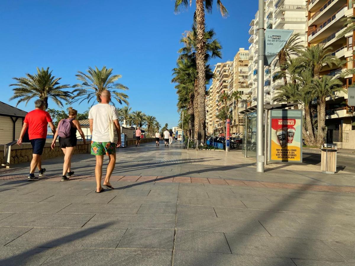Malagueta Beach Front Mediterranean Apartment Málaga Extérieur photo