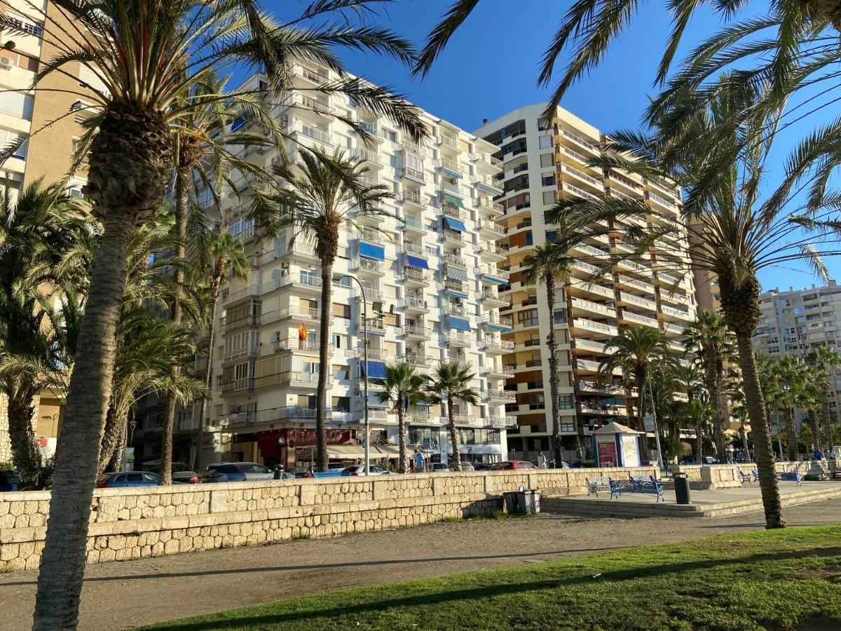 Malagueta Beach Front Mediterranean Apartment Málaga Extérieur photo